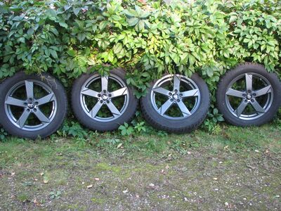 Valuveljed Toyota RAV4, rehvid 235/55/R18