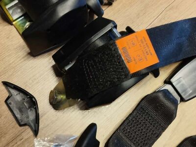 Norma EK121-05 turvavöö komplekti Ar4m tüüpi auto