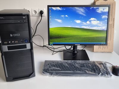 RETRO XP Lauaarvuti + MÄNGUD (KOMPLEKT)