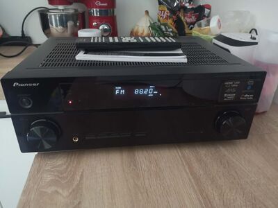 Pioneer ressiiverid