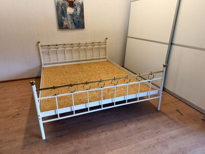 Voodiraam madratsile 160*200cm
