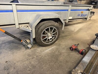 R15 4x100