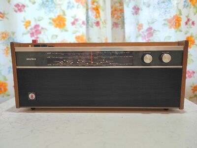 BUSH VHF101 raadio