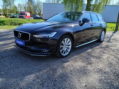 Volvo V90 Momentum 2.0 D 140kW