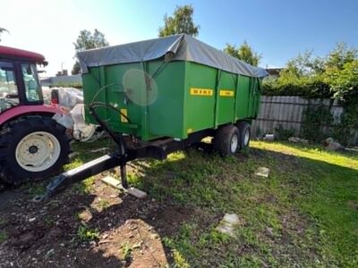 Traktorihaagis KIRE 120