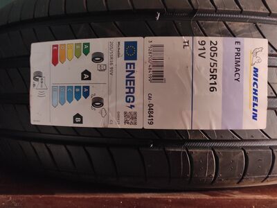 Suverehvid Michelin E-Primacy 205/55 R16