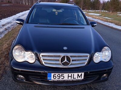 Mercedes - Benz , C220 D