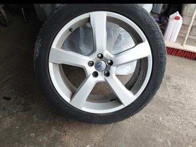 Volvo veljed 20"