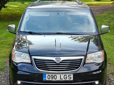 Lancia Voyager Platinum 2.8D 130kw 2015