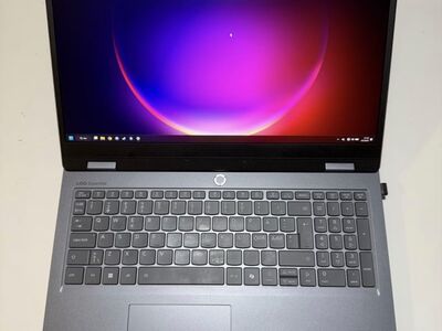 LENOVO LOQ Essential 15IRX11