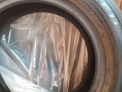 Rehvid 215 60 R16