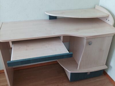 Kirjutuslaud