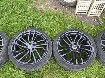 Valuveljed 5x112 R20