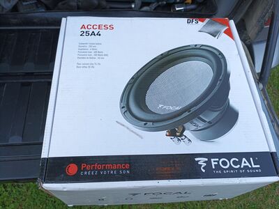 Focal Access 25A4 woofer ja ovaalid