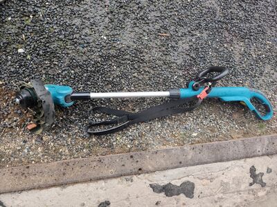 Müüa Makita akutrimmer DUR181