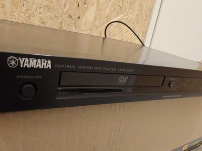 Yamaha dvd player S557