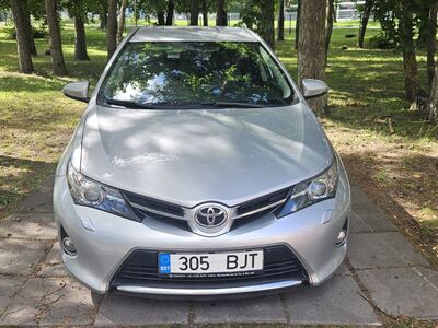Toyota Auris 1.4 66kW
