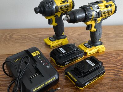 Uus Stanley Fatmax akutrelli komplekt