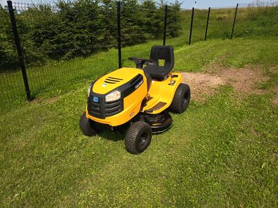 Cub cadet lt1