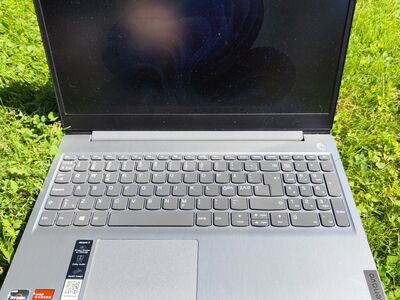 Lenovo IdeaPad 3