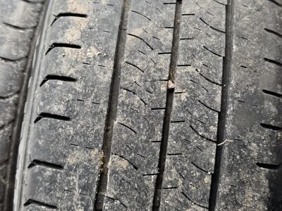 215/60r17c kaubik