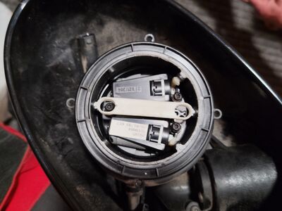 BMW e39 m5 orginaal klapitavad peeglid (klaasita)