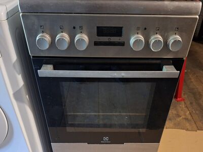 Стеклокерамическая электрическая плита Electrolux