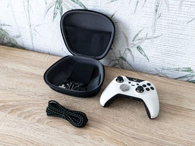 Xbox One Elite V1 pult + kandekott