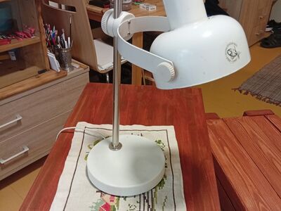 Retro 1980 datest ESTOPLAST laua lamp.