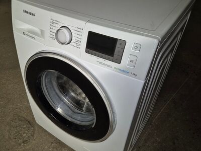 Pesumasin Samsung WF71F5EBP4W 7kg 1400p/min