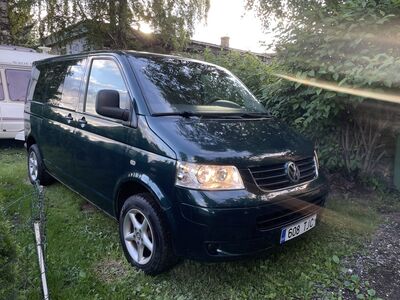 VW Caravelle 1,9 2005 ( käigukasti veaga)