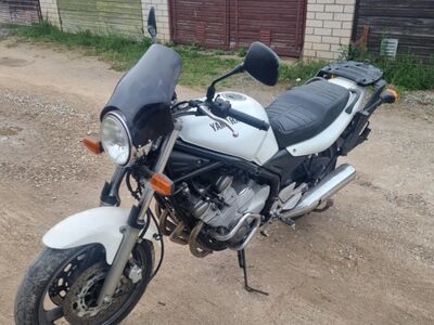 Yamaha XJ 600N 2002.a