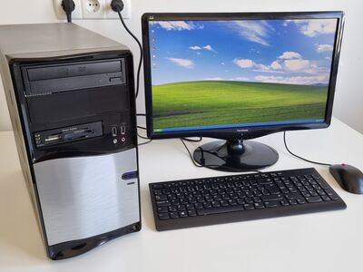 Xp-ga Lauaarvuti komplekt + Rally MÄNGUD