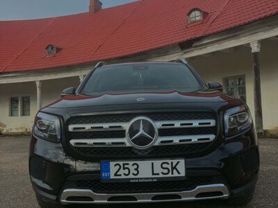Mercedes-Benz GLB 200D Nelikvedu