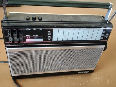 Vef 221 FM