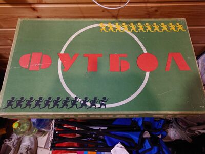 Samaaegne Lauamäng  jalgpall