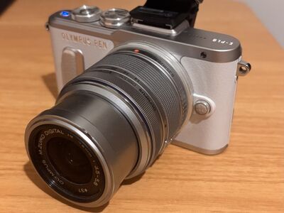 Olympus PEN Lite E-PL8