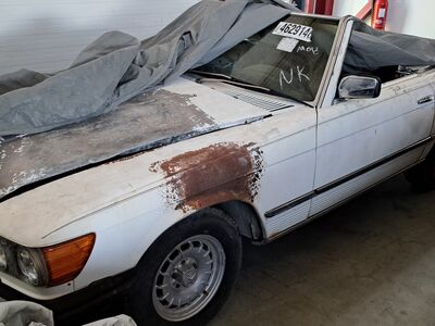Mercedes-Benz 380SL