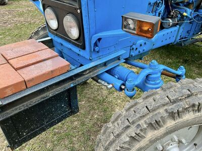 Traktor MTZ 80