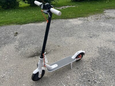 Xiaomi Mi Electric Scooter 3