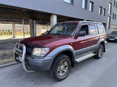 Toyota Land Cruiser 90