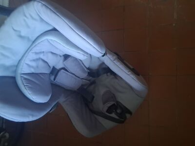 Isofix alusega turvatool
