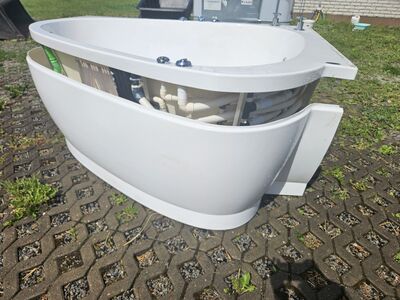 Гидромассажная ванна 135 x 180 см