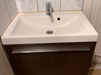 Kasutatud vannitoamööbel
