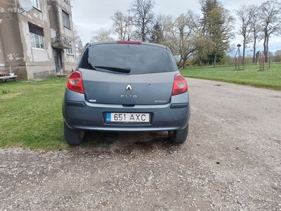 RENAULT CLIO