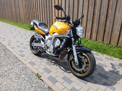 Yamaha Fz6
