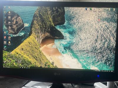 LG Full HD Monitor TV Flatron M237WDP