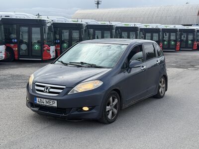 Honda FR-V