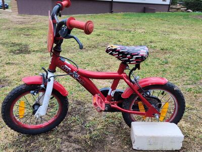 Väike laste jalgratas