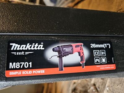 Uus Makita SDS puurvasar M8701